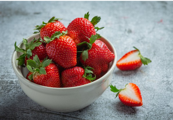Strawberries for anti-oxidant property - Highcarb Health